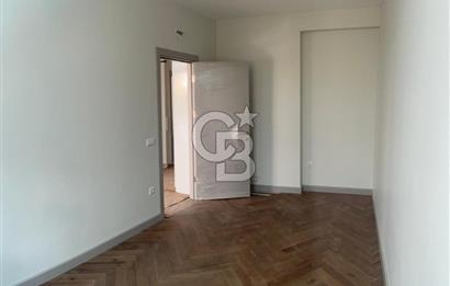 KALAMIŞ SAHİLDE MARİNAYA YÜRÜME MESAFESİNDE 2+1 DAİRE