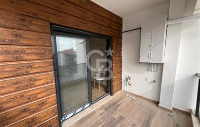 İZMİR ÇİĞLİ SASALIDA 2+1 SATILIK KARANLIK ODASI OLMAYAN KÖŞE DAİRE