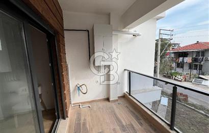 İZMİR ÇİĞLİ SASALIDA 2+1 SATILIK KARANLIK ODASI OLMAYAN KÖŞE DAİRE