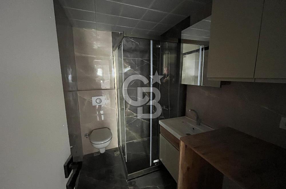 İZMİR ÇİĞLİ SASALIDA 2+1 SATILIK KARANLIK ODASI OLMAYAN KÖŞE DAİRE