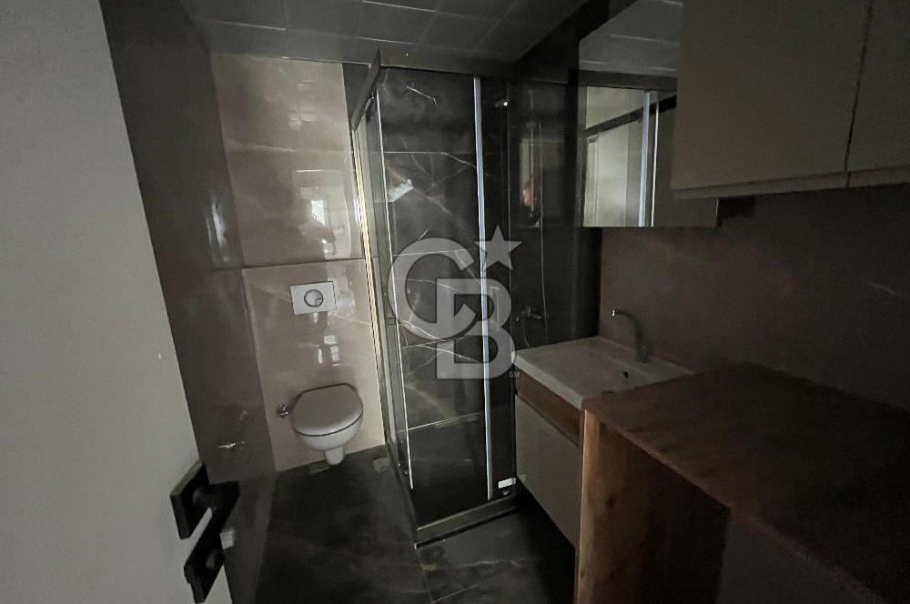 İZMİR ÇİĞLİ SASALIDA 2+1 SATILIK KARANLIK ODASI OLMAYAN KÖŞE DAİRE