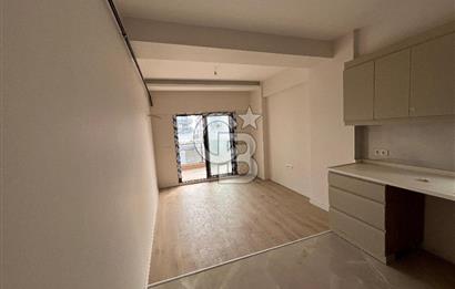 İZMİR ÇİĞLİ SASALIDA 2+1 SATILIK KARANLIK ODASI OLMAYAN KÖŞE DAİRE