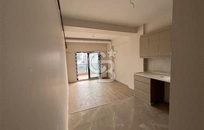 İZMİR ÇİĞLİ SASALIDA 2+1 SATILIK KARANLIK ODASI OLMAYAN KÖŞE DAİRE