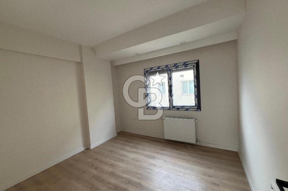 İZMİR ÇİĞLİ SASALIDA 2+1 SATILIK KARANLIK ODASI OLMAYAN KÖŞE DAİRE