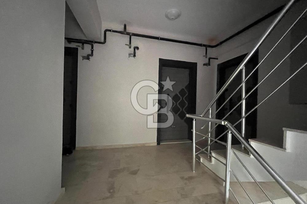 İZMİR ÇİĞLİ SASALIDA 2+1 SATILIK KARANLIK ODASI OLMAYAN KÖŞE DAİRE