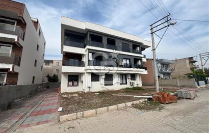 İZMİR ÇİĞLİ SASALIDA 2+1 SATILIK KARANLIK ODASI OLMAYAN KÖŞE DAİRE