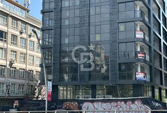 ATATÜRK CADDESİ KUĞULU PARK YANI SIFIR 1+1 DAİRE OTOPARKLI