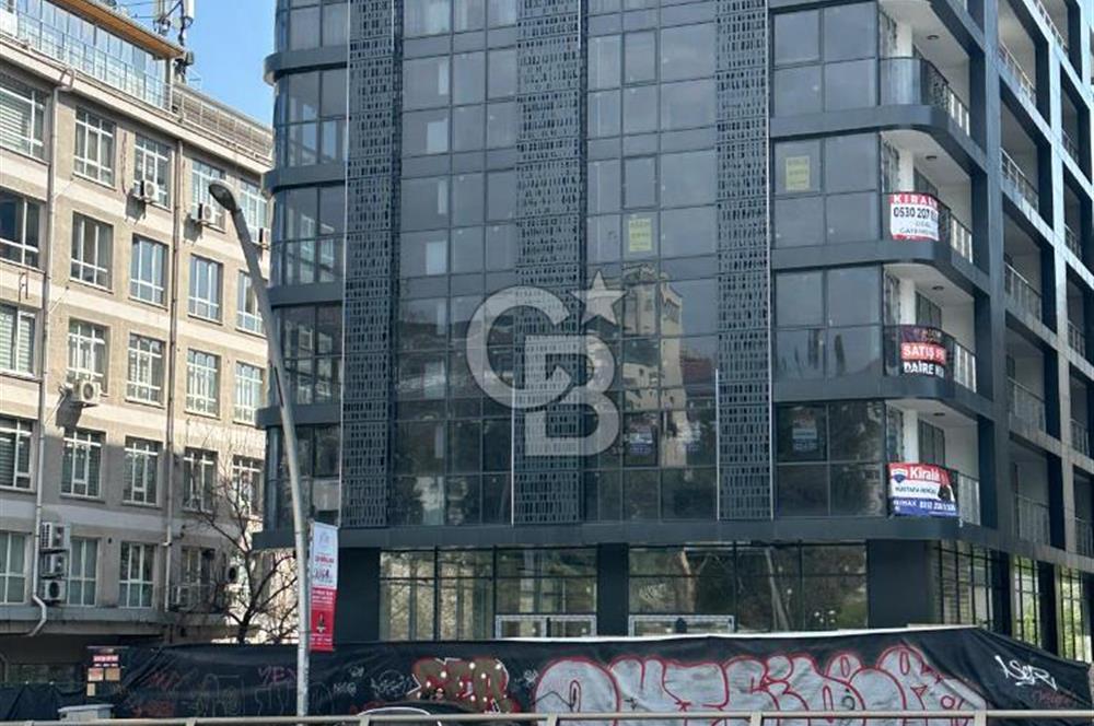 ATATÜRK CADDESİ KUĞULU PARK YANI SIFIR 1+1 DAİRE OTOPARKLI