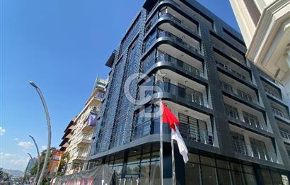 ATATÜRK CADDESİ KUĞULU PARK YANI SIFIR 1+1 DAİRE OTOPARKLI