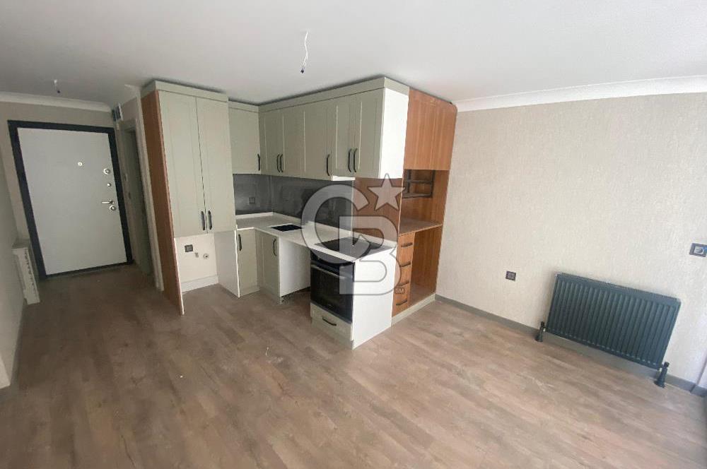 ATATÜRK CADDESİ KUĞULU PARK YANI SIFIR 1+1 DAİRE OTOPARKLI