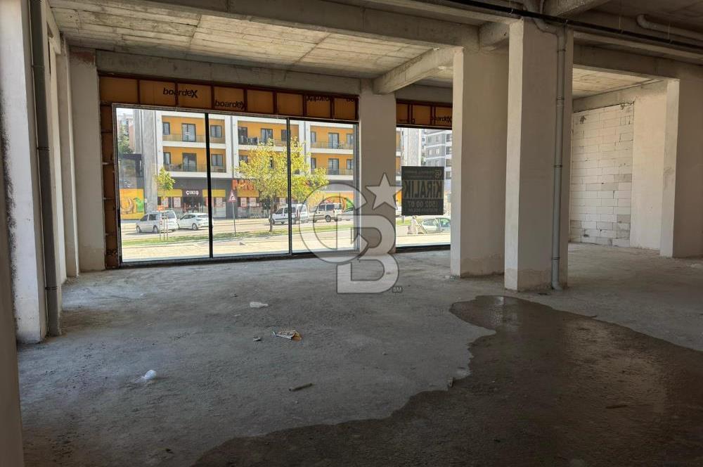 CB BLACK'TEN GÖRÜKLE ANAFARTALAR CADDESİ KİRALIK DÜKKAN