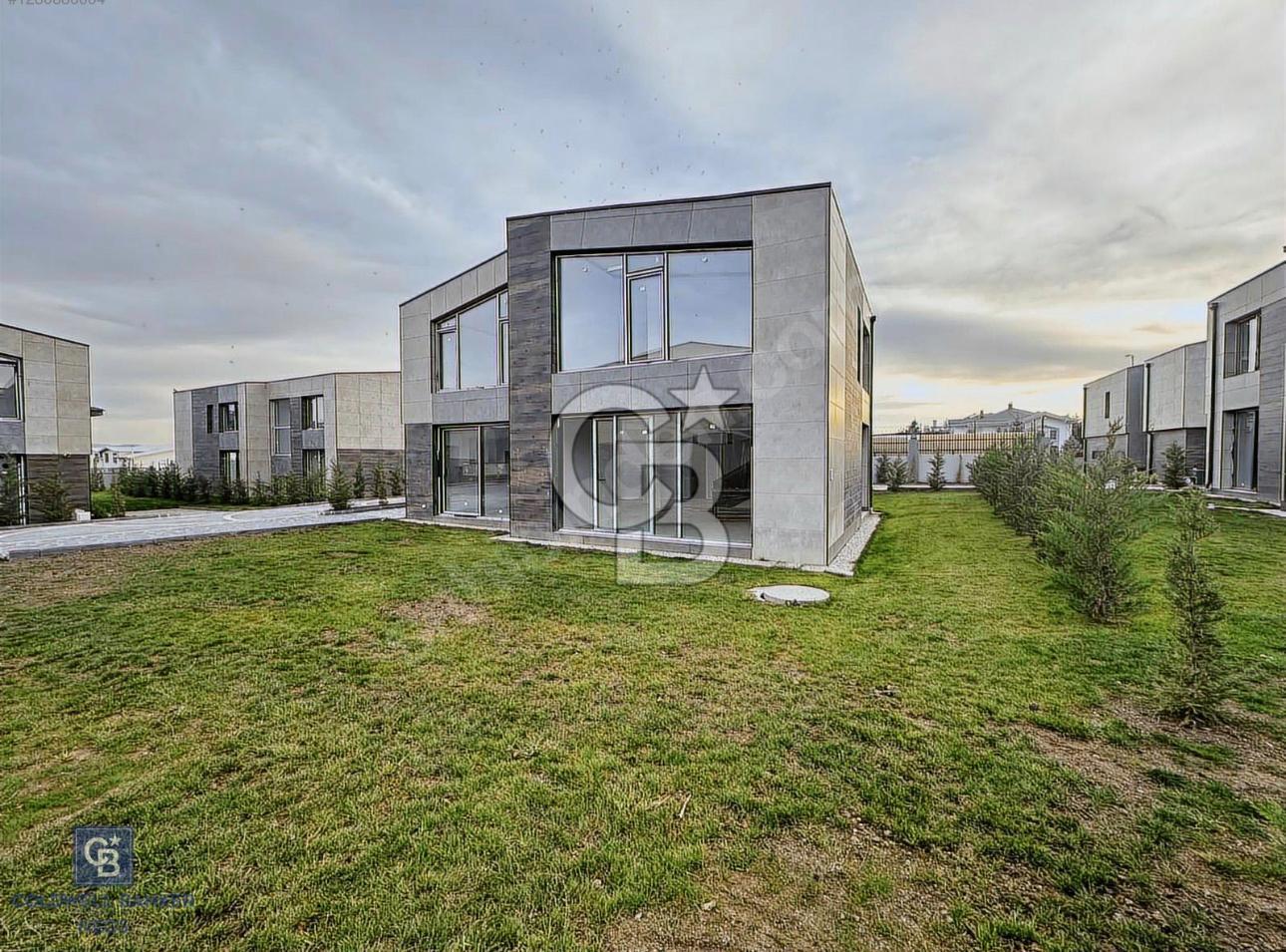 HAYELLERİNİZİN PEŞİNDEN KOŞUN.HUZURLU BİR YAŞAMI SEÇİN!