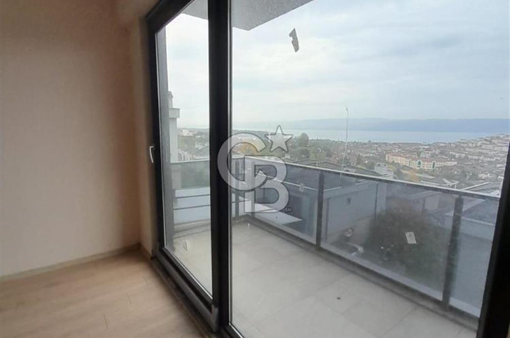 SAPANCA'DA SATILIK SİTE İÇERİSİNDE 3+1 SATILIK VİLLA