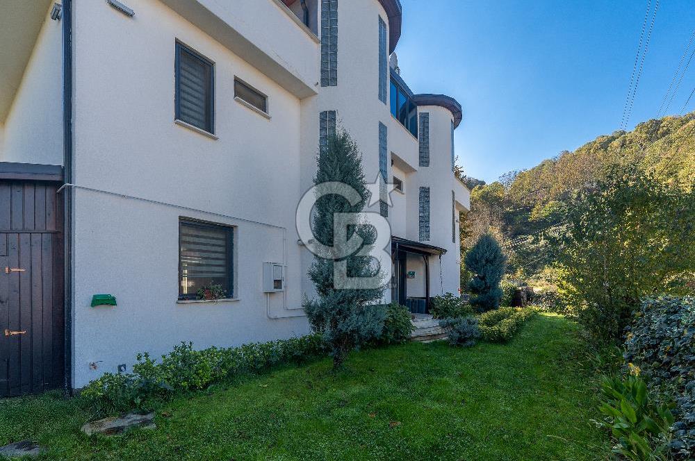 SAPANCA FATİH MAH.1235 M2 ARSA450 M2 SATILIK HAVUZLU İKİZ VİLLA