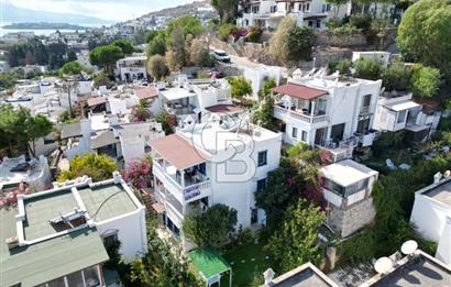 Akyarlar Aspat’ta Site İçinde SATILIK 3+1 Dubleks Villa – Alt Kat Bağımsız 1+1