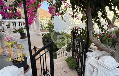 Akyarlar Aspat’ta Site İçinde SATILIK 3+1 Dubleks Villa – Alt Kat Bağımsız 1+1