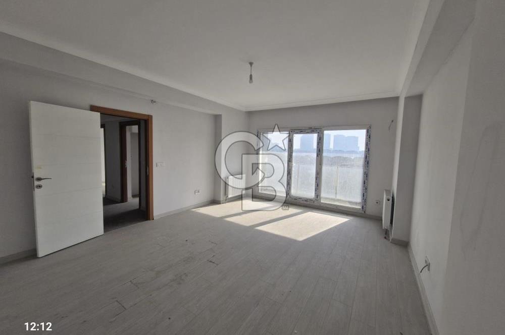 BAHÇEŞEHİR HAYATPARK 2 SATILIK 2+1 DAİRE