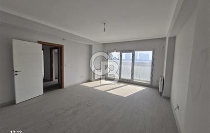 BAHÇEŞEHİR HAYATPARK 2 SATILIK 2+1 DAİRE