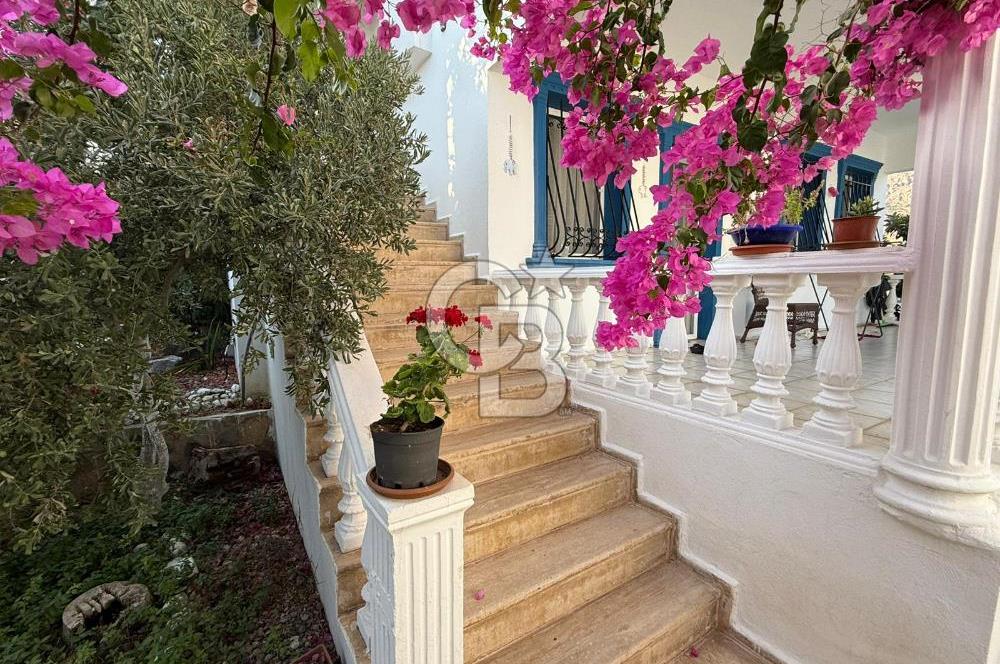 Akyarlar Aspat’ta Site İçinde SATILIK 3+1 Dubleks Villa – Alt Kat Bağımsız 1+1