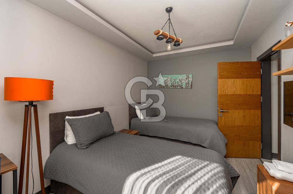 SAPANCA FATİH MAH.1235 M2 ARSA450 M2 SATILIK HAVUZLU İKİZ VİLLA