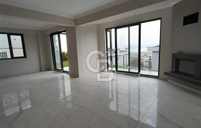 SAPANCA'DA SATILIK SİTE İÇERİSİNDE 3+1 MÜSTAKİL VİLLA