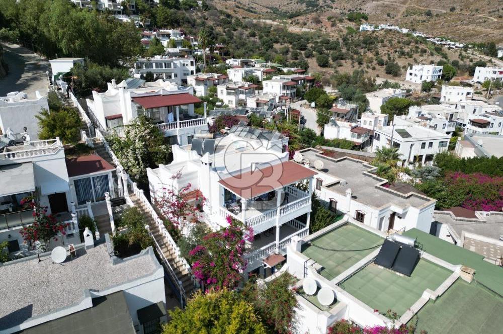 Akyarlar Aspat’ta Site İçinde SATILIK 3+1 Dubleks Villa – Alt Kat Bağımsız 1+1