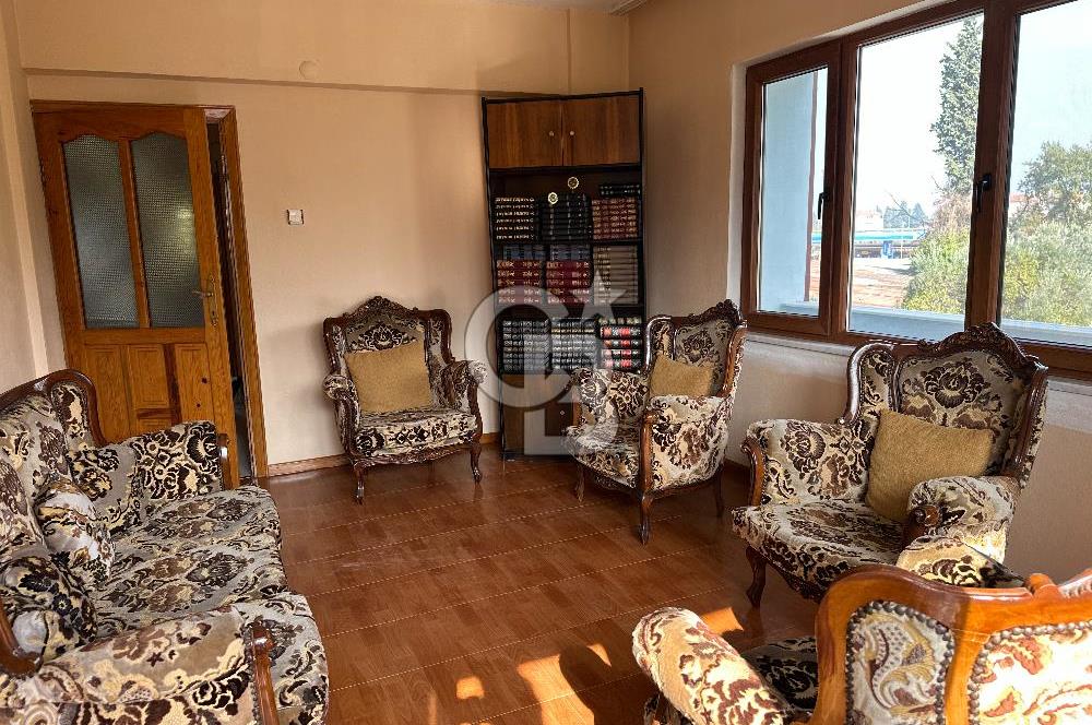 Karamürsel'de 815 m² Tek Parsel Üzerinde 420 m2 3 Katlı Bina