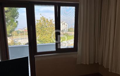 Karamürsel'de 815 m² Tek Parsel Üzerinde 420 m2 3 Katlı Bina