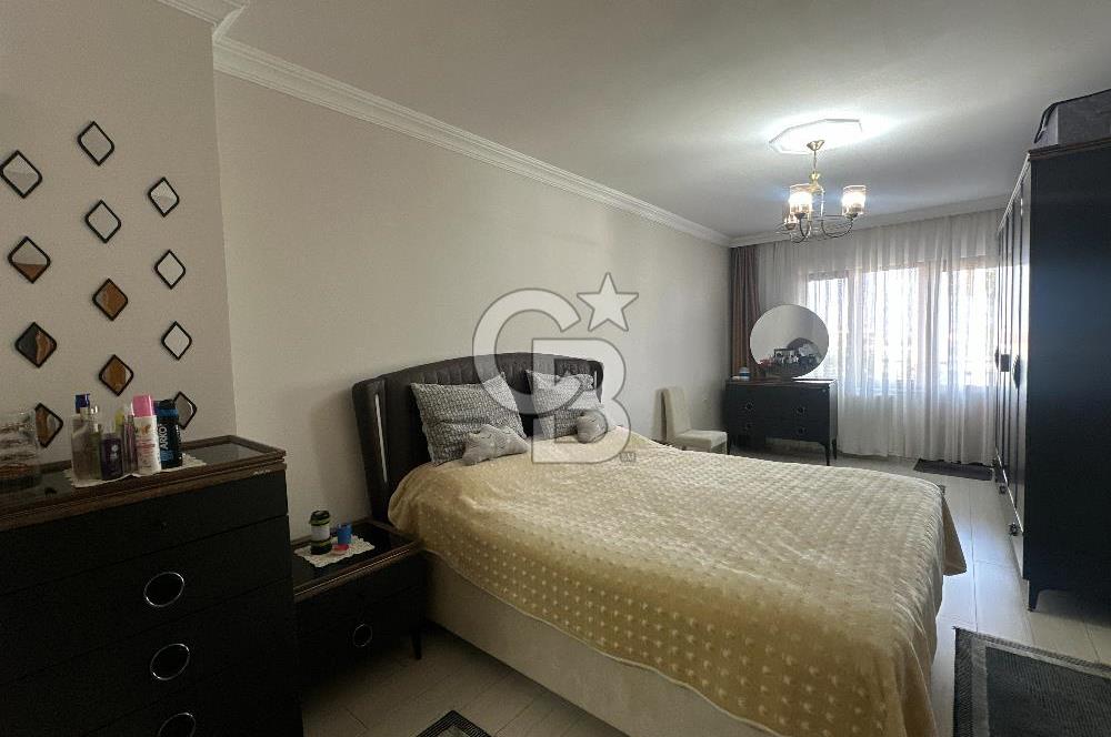 Karamürsel'de 815 m² Tek Parsel Üzerinde 420 m2 3 Katlı Bina