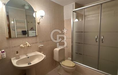 Karamürsel'de 815 m² Tek Parsel Üzerinde 420 m2 3 Katlı Bina