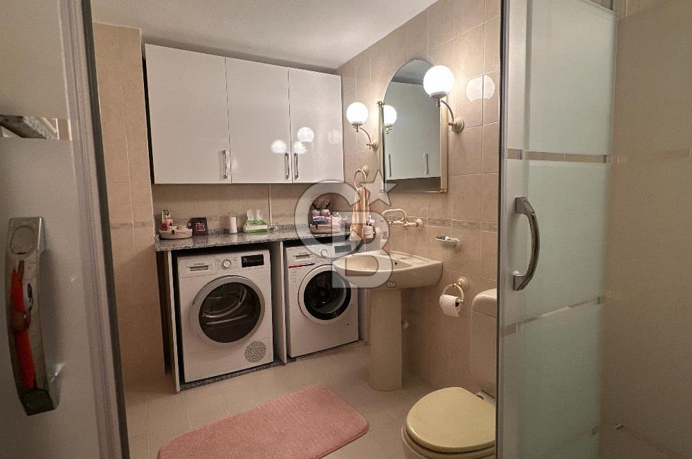 Karamürsel'de 815 m² Tek Parsel Üzerinde 420 m2 3 Katlı Bina