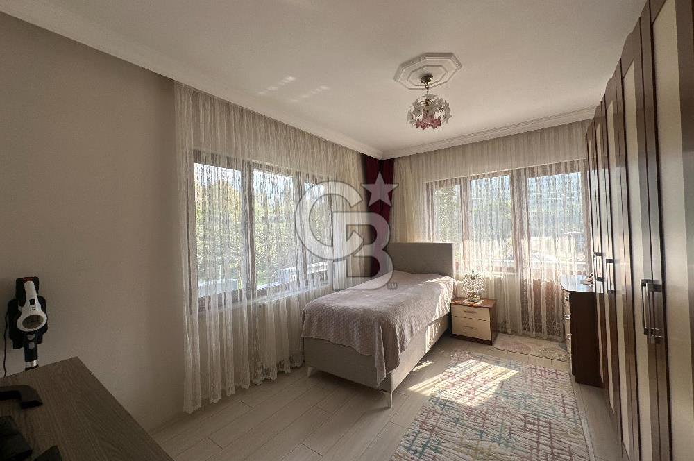 Karamürsel'de 815 m² Tek Parsel Üzerinde 420 m2 3 Katlı Bina