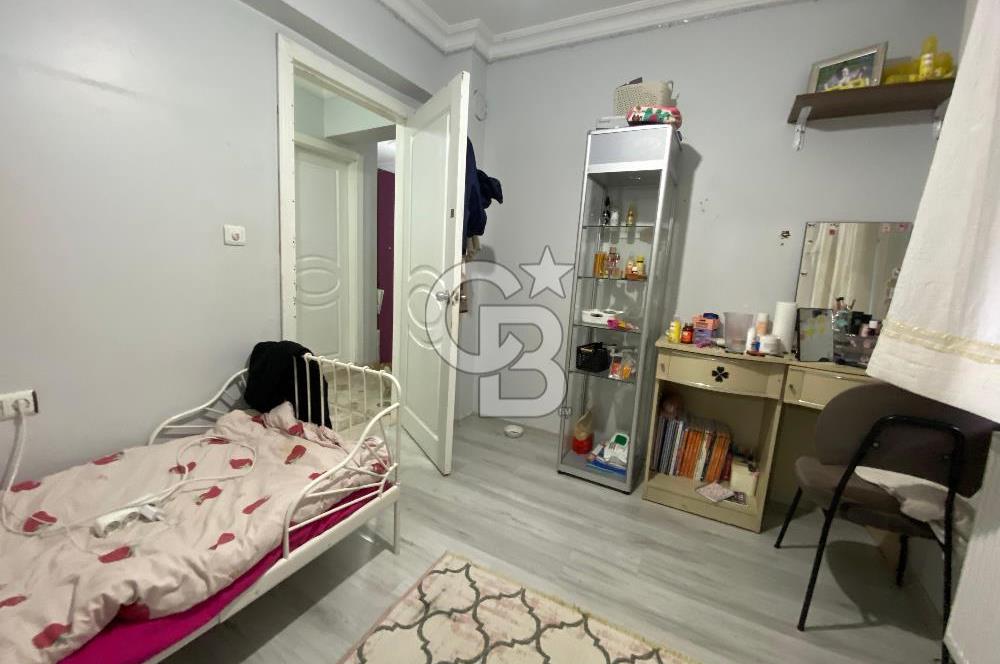 NATO YOLU CADDEYE BİR BİNA ÖTEDE ASANSÖRLÜ 2+1 KUPON DAİREMİZ