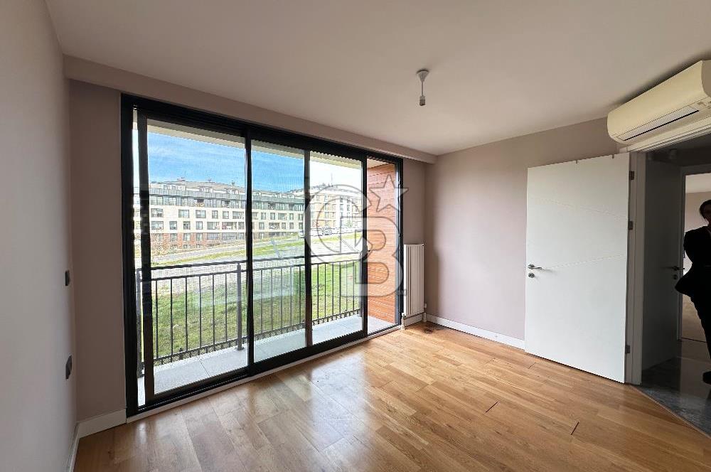 Kemerburgaz Livera Homes Sitesinde Eşsiz Fırsat 4+1 Bahçe Dubleksi