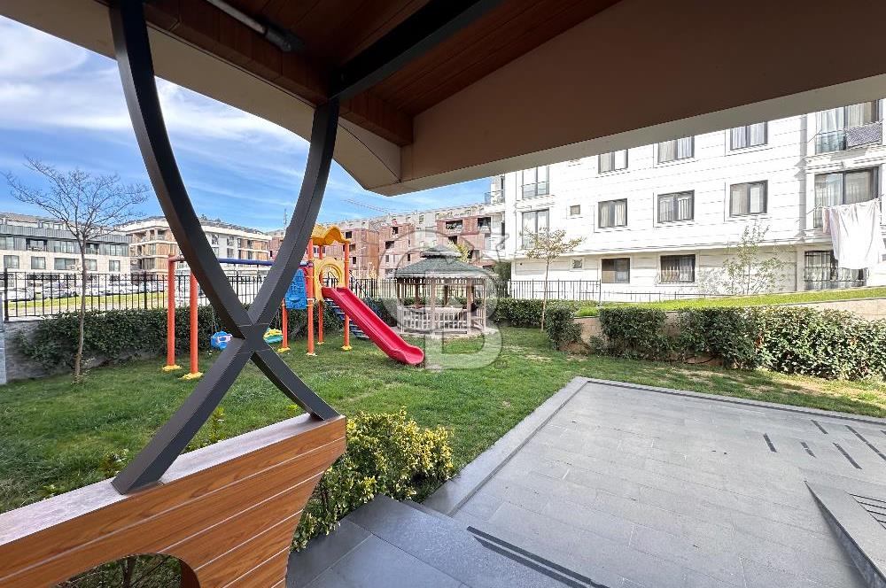 Kemerburgaz Livera Homes Sitesinde Eşsiz Fırsat 4+1 Bahçe Dubleksi