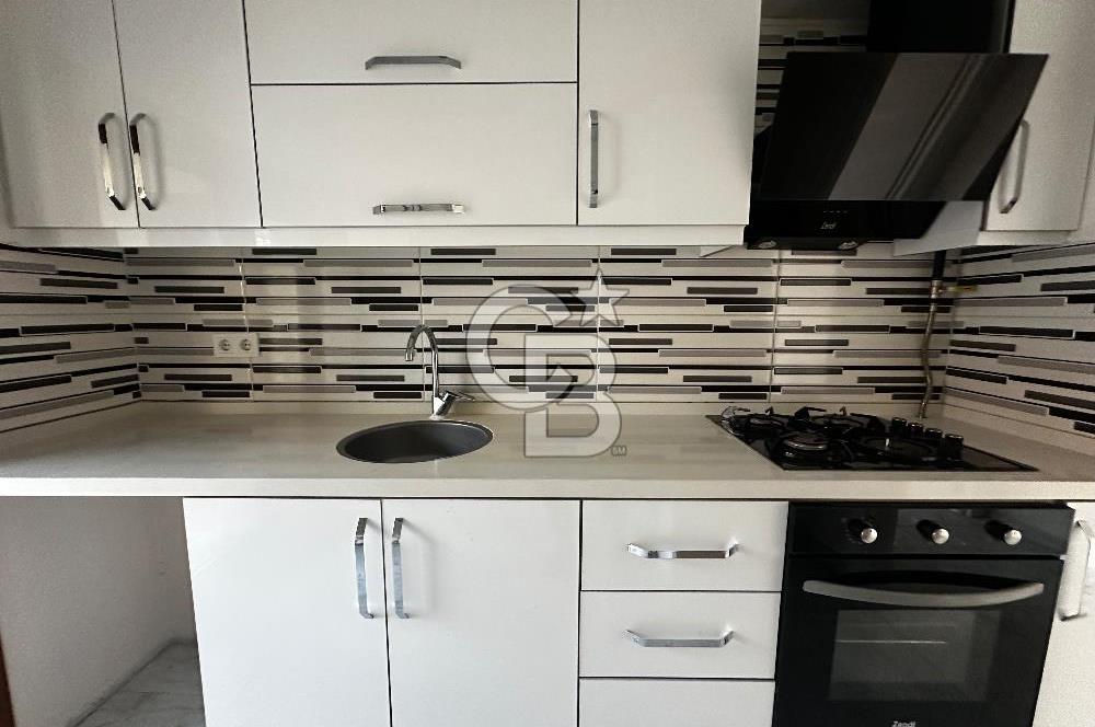 Karşıyaka İmbatlı mahallesi’nde Geniş 2+1 Kiralık Lüks Daire 