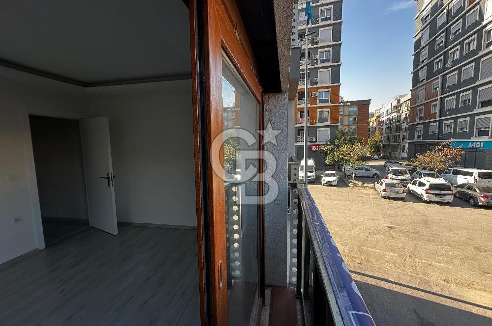 Karşıyaka İmbatlı mahallesi’nde Geniş 2+1 Kiralık Lüks Daire 