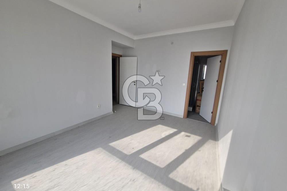 BAHÇEŞEHİR HAYATPARK 2 SATILIK 2+1 DAİRE