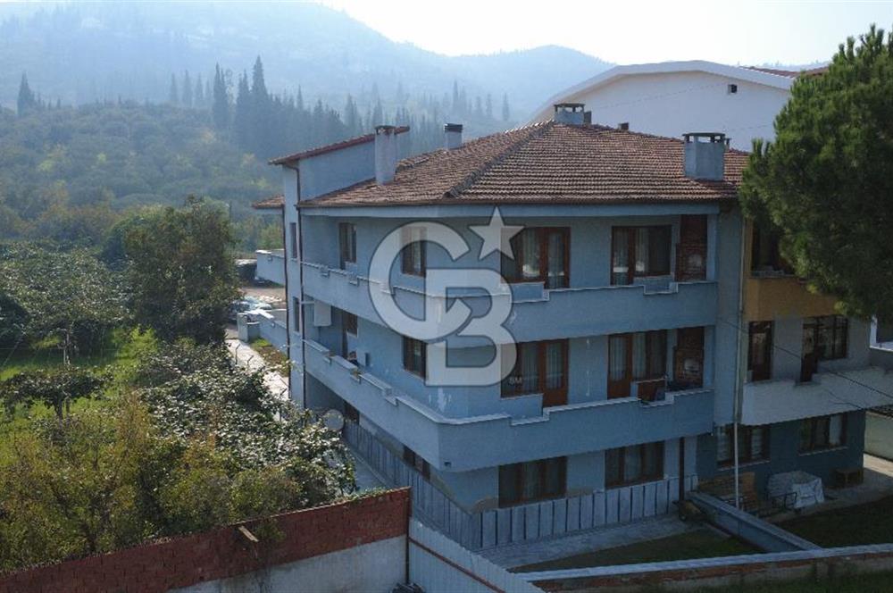 Karamürsel'de 815 m² Tek Parsel Üzerinde 420 m2 3 Katlı Bina