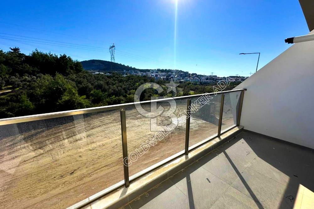 Kuşadası İkiçeşmelik’te Ferah ve Lüks Kiralık 1+1 Loft Daire