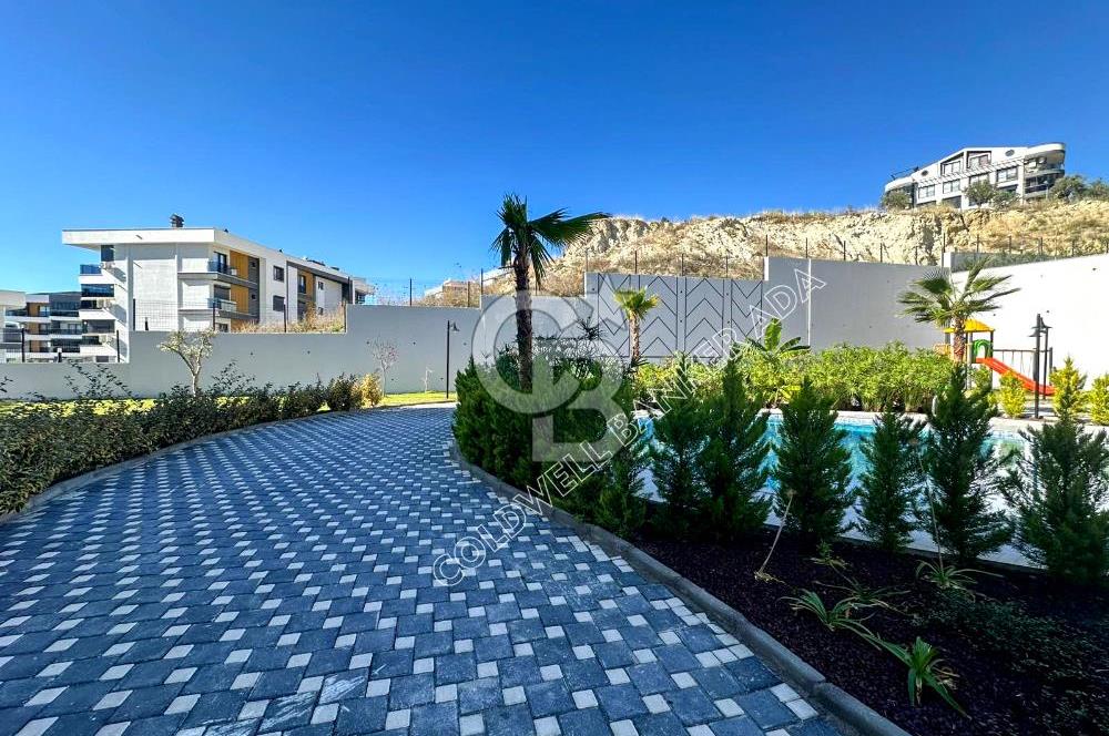 Kuşadası İkiçeşmelik’te Ferah ve Lüks Kiralık 1+1 Loft Daire