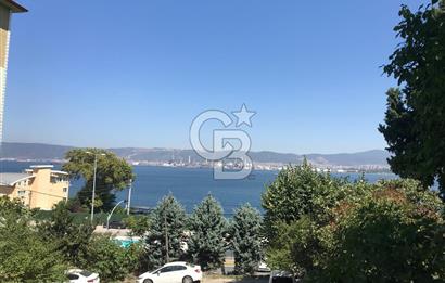 Degirmendere Cumhuriyet Mahallesinde 4+1 Esyali Kiralik Daire