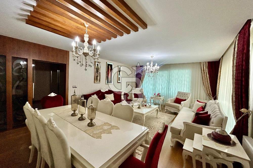 Beylikdüzü Adnan Kahveci Dora Park 2 Sitesinde Satılık 4+1 Daire