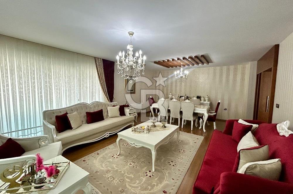 Beylikdüzü Adnan Kahveci Dora Park 2 Sitesinde Satılık 4+1 Daire