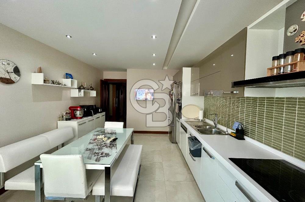 Beylikdüzü Adnan Kahveci Dora Park 2 Sitesinde Satılık 4+1 Daire