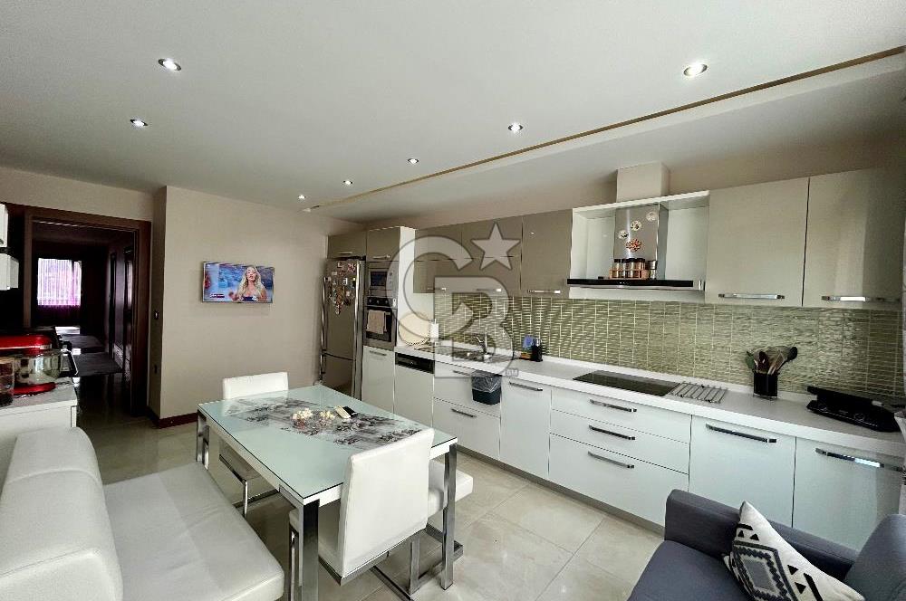 Beylikdüzü Adnan Kahveci Dora Park 2 Sitesinde Satılık 4+1 Daire