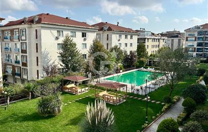 Beylikdüzü Adnan Kahveci Dora Park 2 Sitesinde Satılık 4+1 Daire