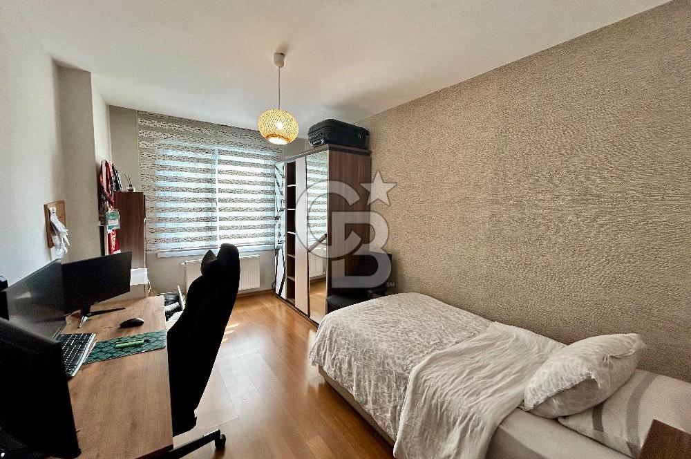 Beylikdüzü Adnan Kahveci Dora Park 2 Sitesinde Satılık 4+1 Daire