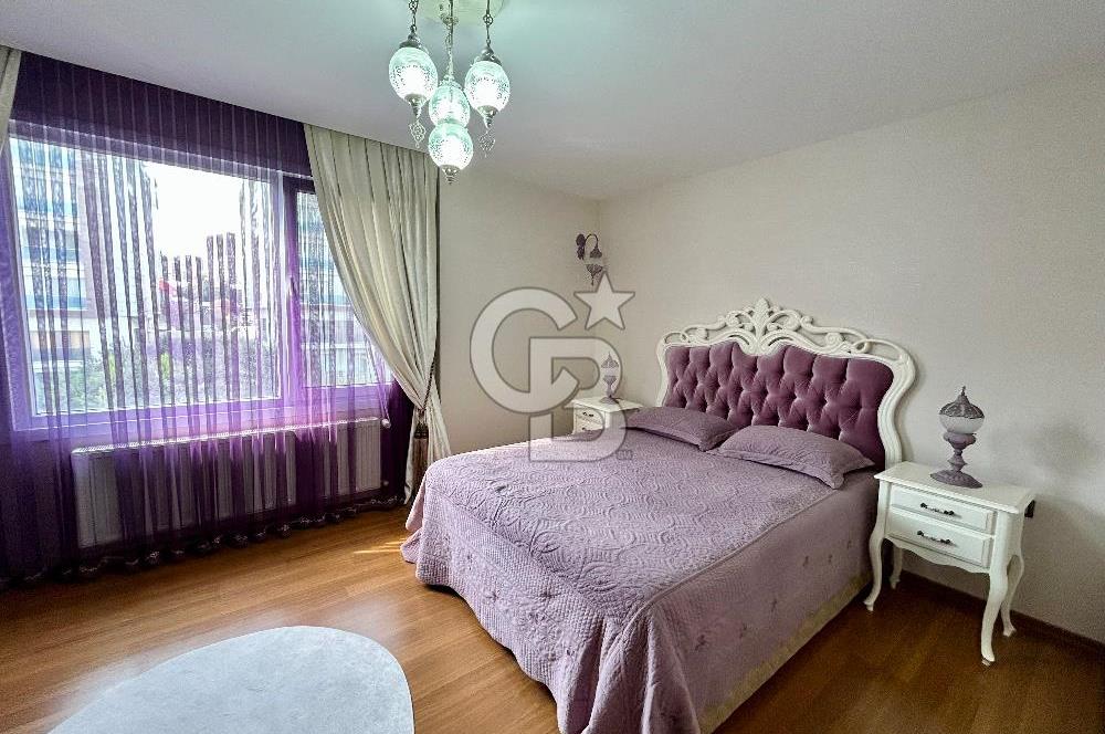 Beylikdüzü Adnan Kahveci Dora Park 2 Sitesinde Satılık 4+1 Daire