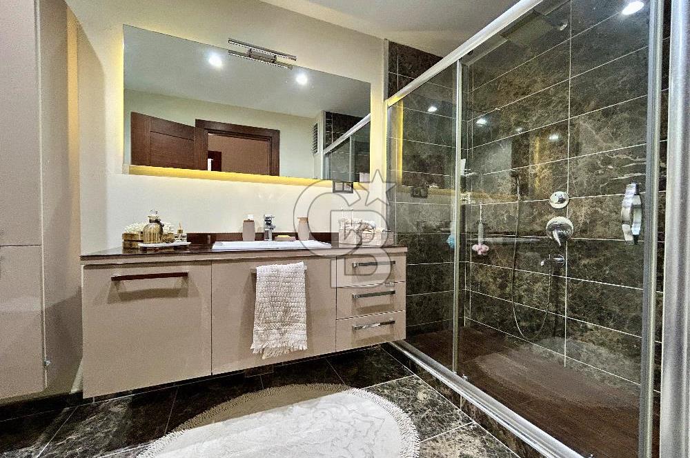 Beylikdüzü Adnan Kahveci Dora Park 2 Sitesinde Satılık 4+1 Daire